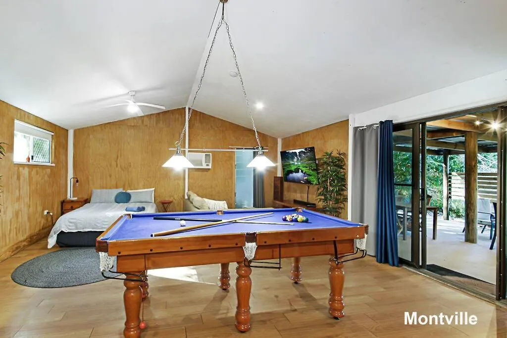 Addison'S Montville Holiday home