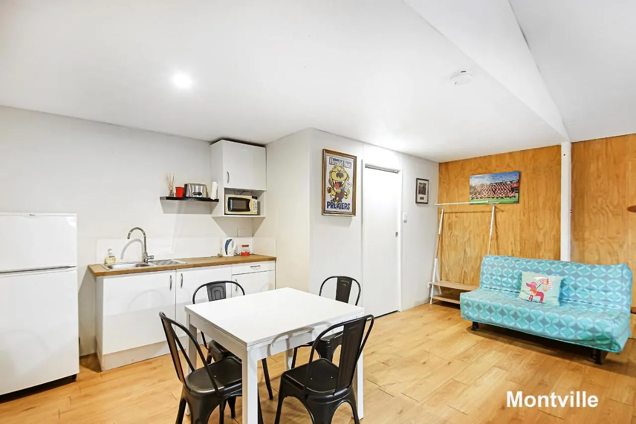 Addison'S Montville Holiday home